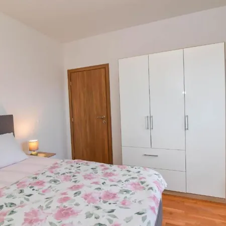 Sweet Rita Apartamento Sukošan